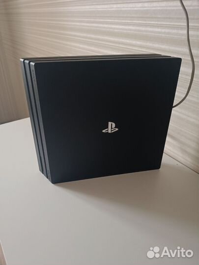 Sony playstation 4 PS4 pro 1tb