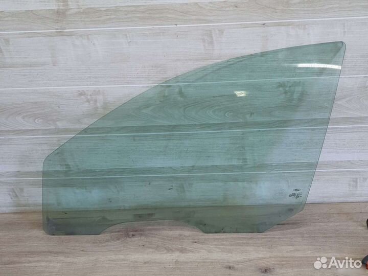 Стекло переднее левое ford focus 1 98-05