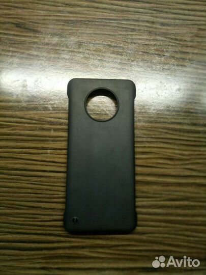 Чехлы на OnePlus 7t