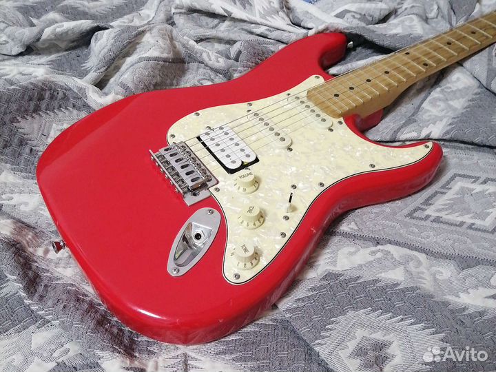 Электрогитара