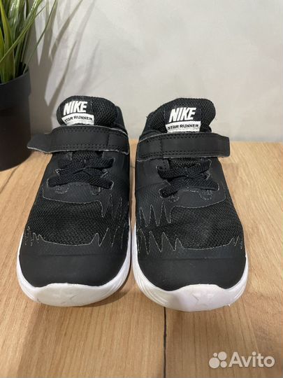 Кроссовки детские