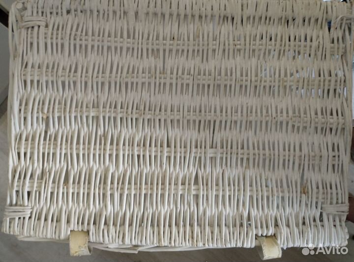 Корзина для белья плетенная