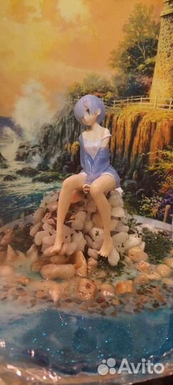 Девушка на камне