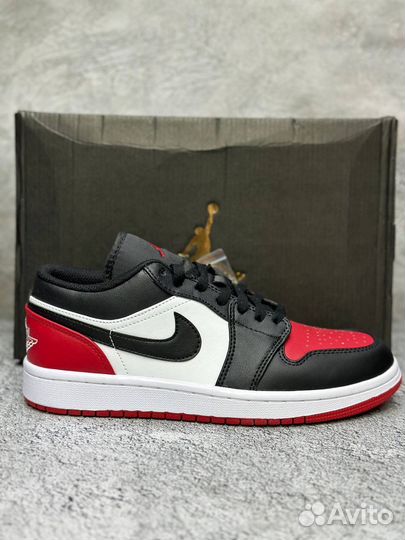 Кроссовки Nike Air Jordan 1