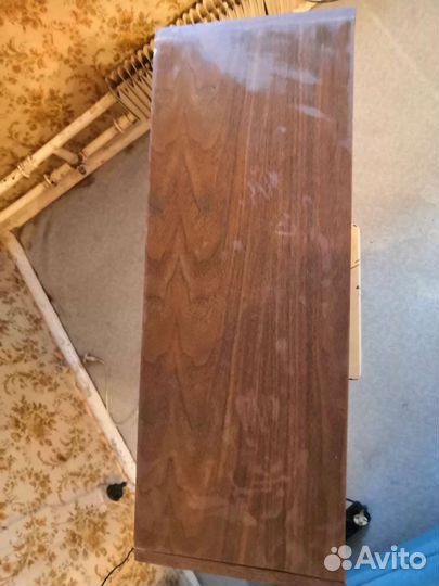 Книжные полки