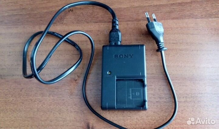 Зарядное устройство Sony bc-csgb для G акб