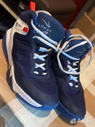 Кроссовки для баскетбола Tarmak