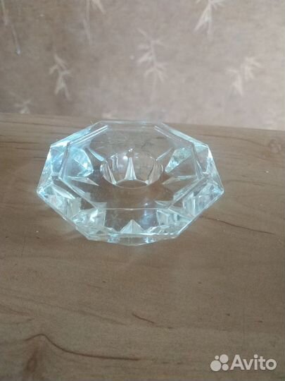 Вазы и другое старинное стекло