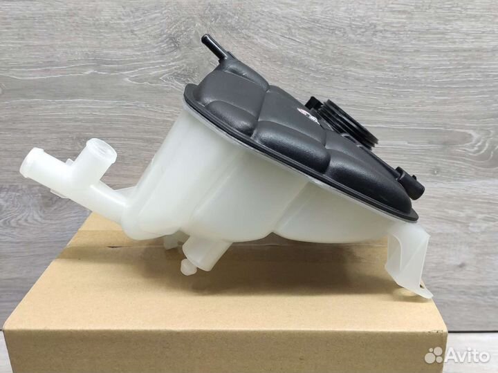 Расширительный бачок Mercedes-Benz ML 164