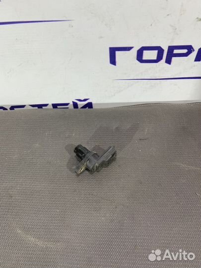 Датчик положения распредвала Ford Focus III 2013