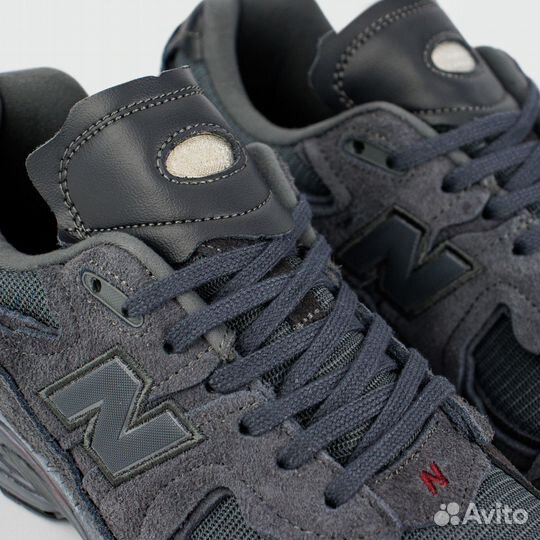 Кроссовки New Balance 2002R Dark Grey