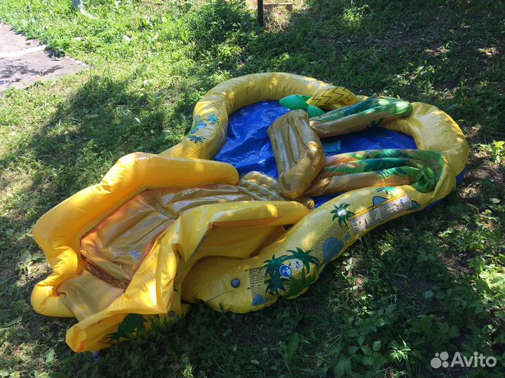 Детский бассейн