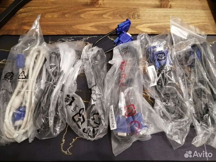 Новый кабель VGA (компьютер-монитор )