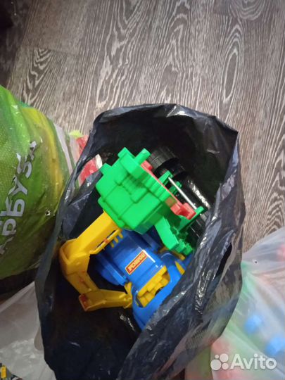 Кубик,игрушки,машинки