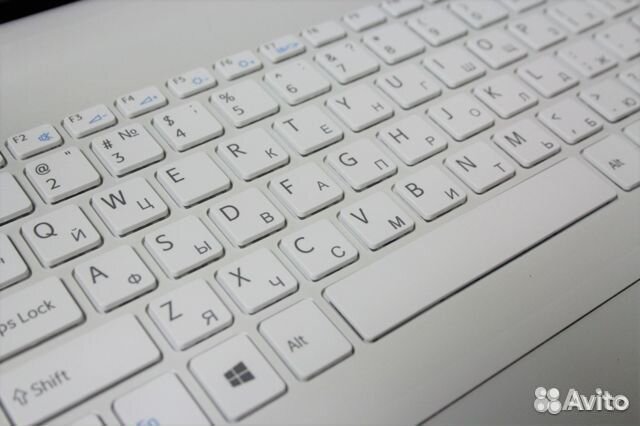 Ноутбук Sony Vaio /Intel Core i3 /озу 8gb