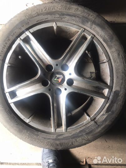 Продаю литые диски R16 для Renault