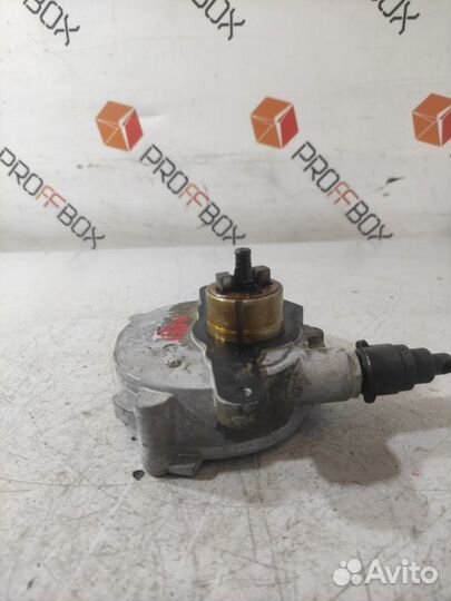 Насос вакуумный Mercedes C-Class W203 M271 1.8I