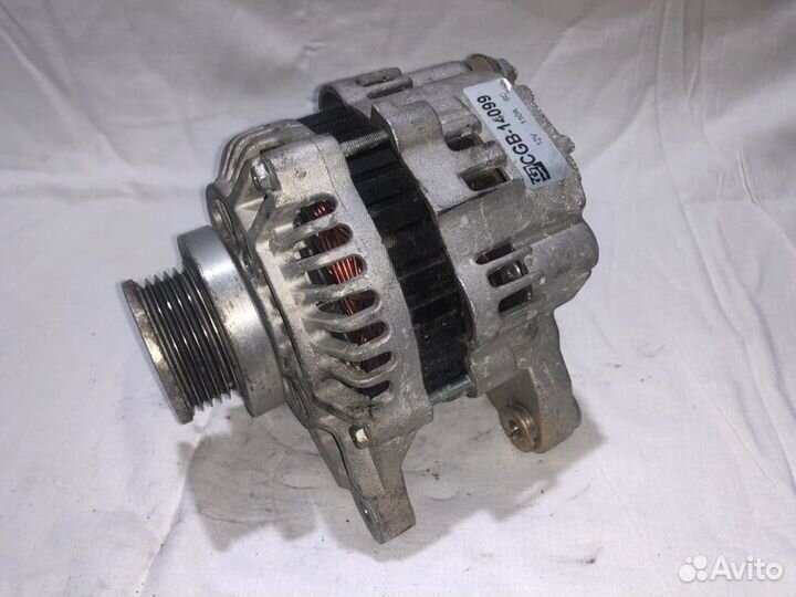 Генератор Renault Kangoo Clio Megane Duster