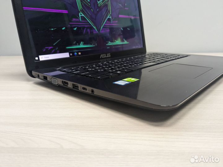 Мощный ноутбук Asus с большим экраном SSD/920mx