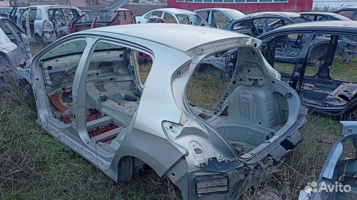 Пежо 308 крыло заднее левое четверть
