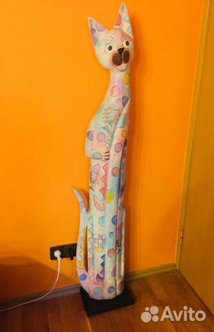 Деревянные статуэтки коты