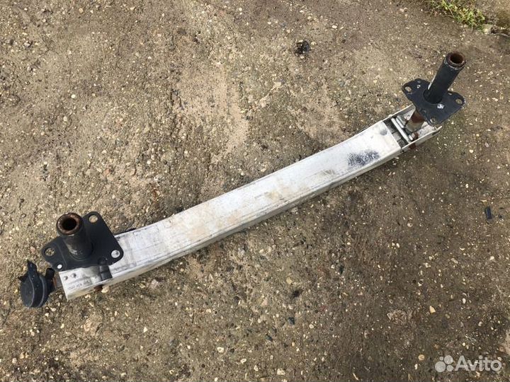 Усилитель бампера переднего Audi A4 b7 B7