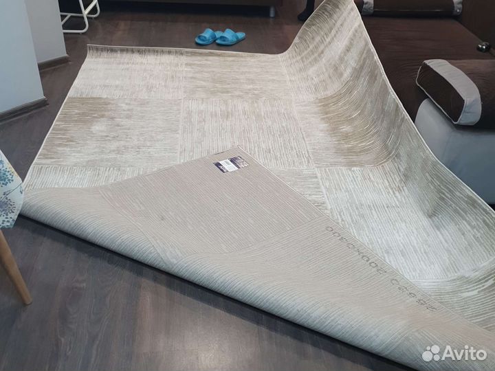 Ковер новый