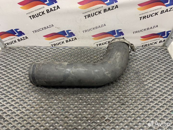 Патрубок радиатора Volvo FH