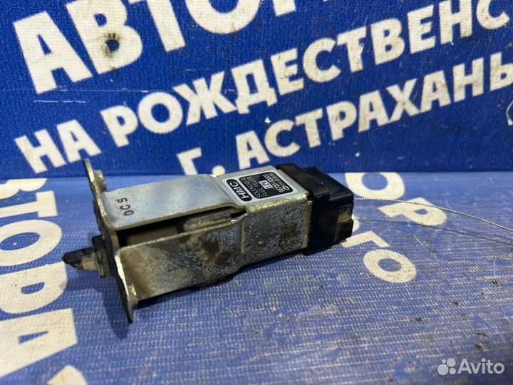 Активатор лючка бензобака Hyundai Sonata 4 седан