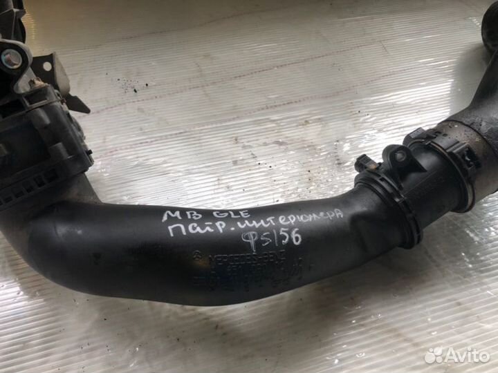 Патрубок интеркулера Mercedes-Benz C-Class W204