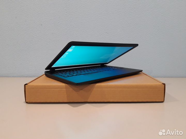 Новый мощный ноутбук/Гарантия 1год/4ядра/SSD/8озу