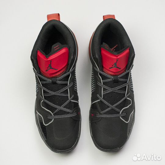 Кроссовки Nike Air Jordan 37 Low Bred