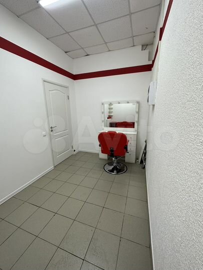 Аренда кабинета в салоне красоты, 15 м²