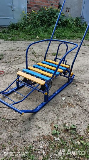 Детские санки с колесами