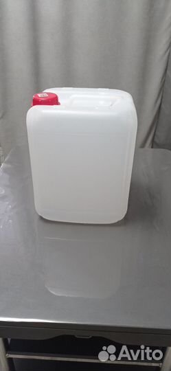 Канистры пластиковые для воды 10 л