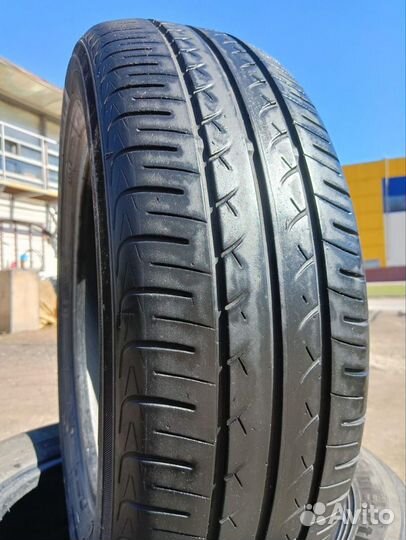 Yokohama BluEarth AE01 185/65 R15 88T