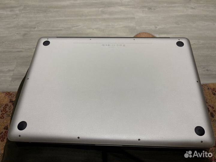 Macbook pro 15 Early 2011