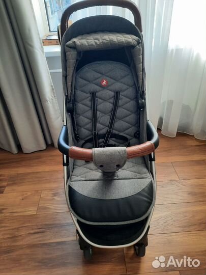 Прогулочная коляска carrello vista