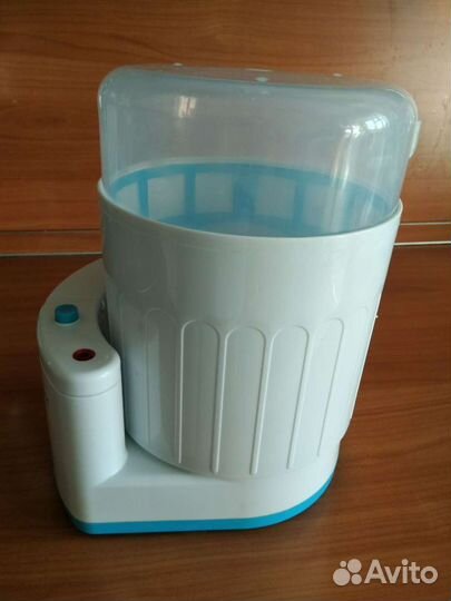 Стерилизатор для бутылочек maman