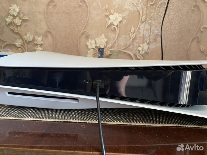 Sony Playstation 5 PS5 с дисководом (комплект)