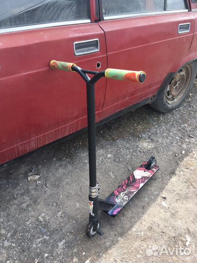 Трюковой самокат