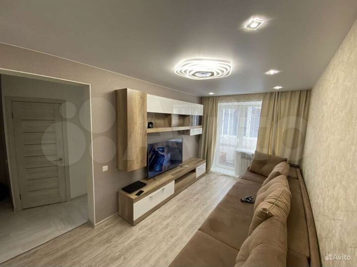 2-к. квартира, 50 м², 5/5 эт.