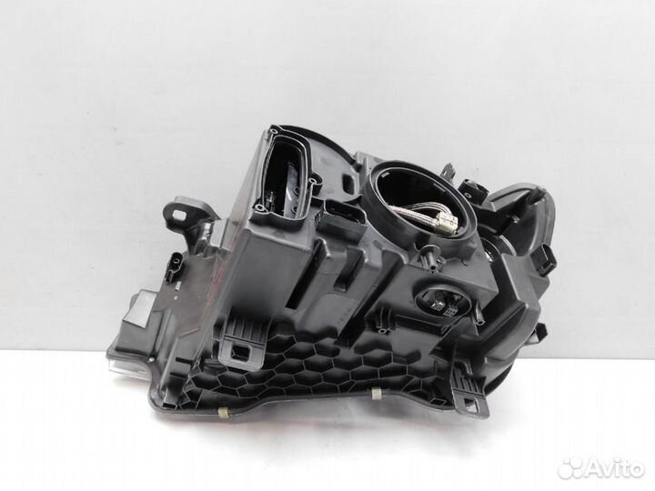 Фара правая BMW X3