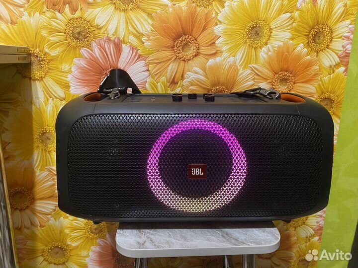 Колонка jbl partybox on the GO