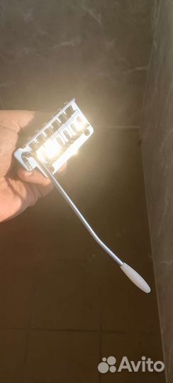 Тремоло, стратокастер