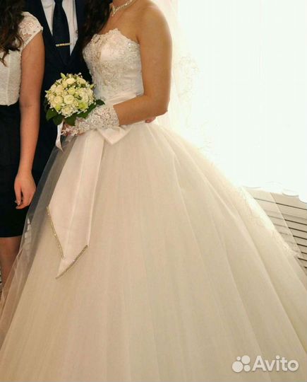 Свадебное платье 42 44 46 пышное
