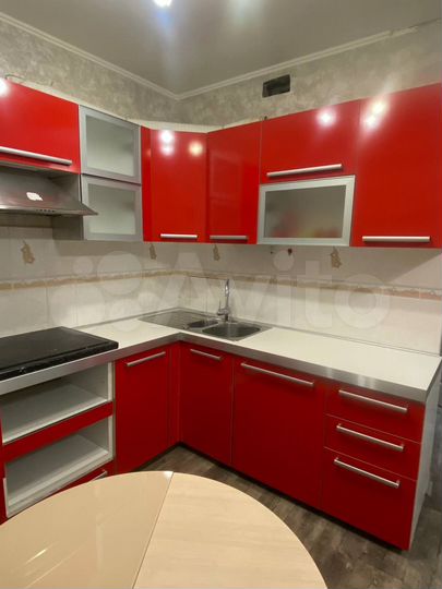 2-к. квартира, 49 м², 5/19 эт.