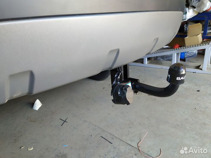 Фаркоп на Land Rover Discovery Sport 2015