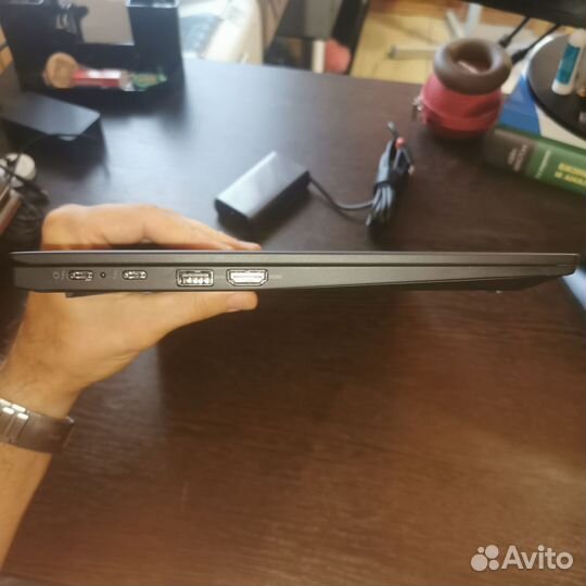 Lenovo X1 Сarbon gen 9