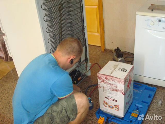 Ремонт холодильников, морозильных камер